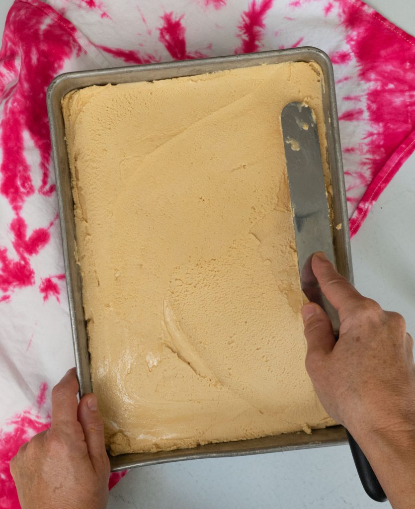 frosting peanut butter snack cake 